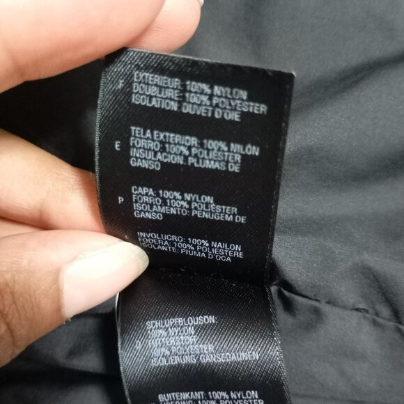 The North Face Black Quilted Girls Jacket L/G Full Zip Puffer Style With Pockets - Picture 8 of 14